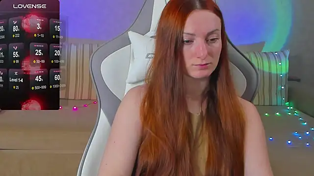 Snapshot of FlamyGold chatting on 16, 11, 2025 FlamyGold online show from 16, 11, 2025