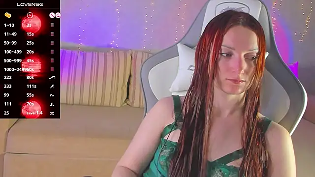 Snapshot of FlamyGold chatting on 5, 5, 2026 FlamyGold online show from 5, 5, 2026