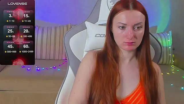 Snapshot of FlamyGold chatting on 11, 11, 2025 FlamyGold online show from 11, 11, 2025