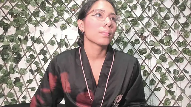 EmilyGomezLS online show from 27, 3, 2026