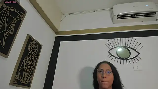 EmilyGomezLS online show from 3, 6, 2026