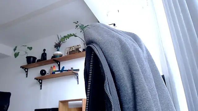 DyannaBloom online show from 29, 6, 2026