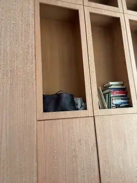 Eliza-E online show from 22, 4, 2026