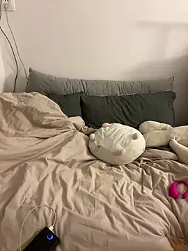 Eliza-E online show from 15, 1, 2025