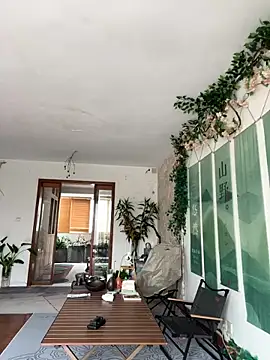 Eliza-E online show from 27, 3, 2026