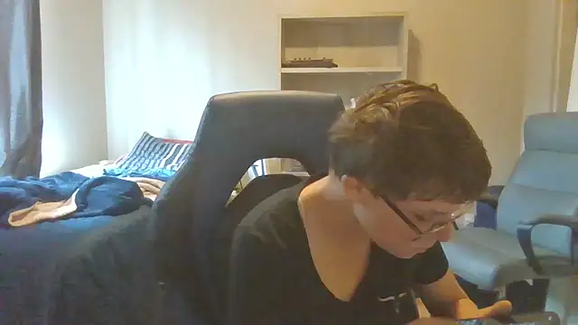 Snapshot of KaliSnow199623 chatting on 12, 9, 2025 KaliSnow199623 online show from 12, 9, 2025