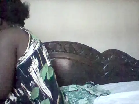 missarpie online show from 10, 9, 2025