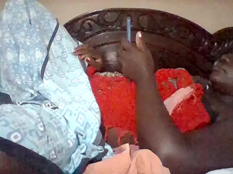 missarpie online show from 24, 10, 2025