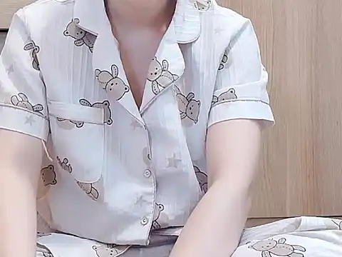 Pink cream online show from 15, 3, 2025