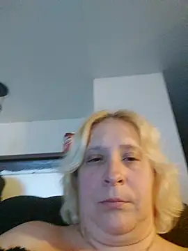 Snapshot of Icedcoffee2024 chatting on 17, 10, 2025 Icedcoffee2024 online show from 17, 10, 2025