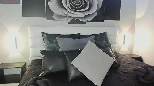 sofi bakerr online show from 8, 10, 2025