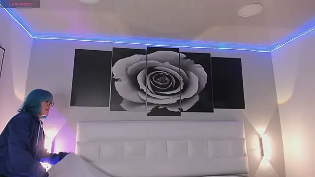 sofi bakerr online show from 29, 10, 2025