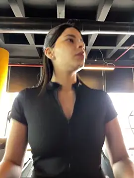 Snapshot of DaryRos chatting on 30, 11, 2025 DaryRos online show from 30, 11, 2025