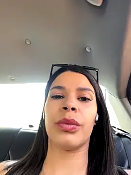 Snapshot of DaryRos chatting on 9, 10, 2025 DaryRos online show from 9, 10, 2025