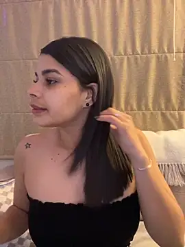 Snapshot of DaryRos chatting on 10, 10, 2025 DaryRos online show from 10, 10, 2025