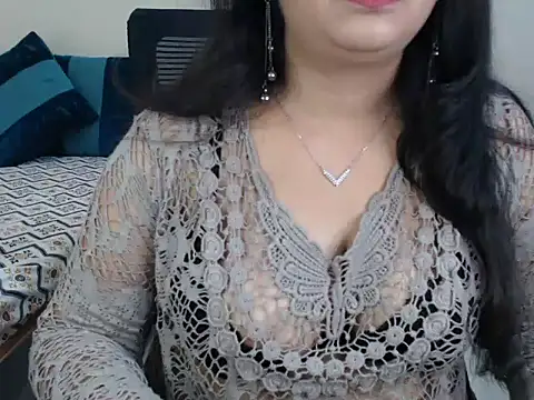 Inviting Aanya online show from 23, 12, 2024