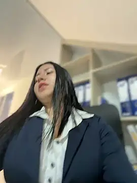 VAL PRINCESS online show from 5, 11, 2025