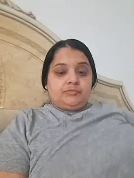 sarahhh1987 online show from 7, 4, 2026