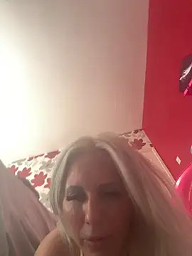 Snapshot of Blonde-bimbo chatting on 20, 6, 2026 Blonde-bimbo online show from 20, 6, 2026
