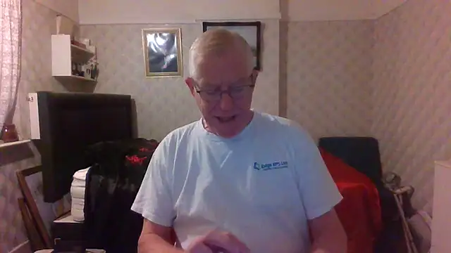 Snapshot of shaun63m chatting on 20, 6, 2026 shaun63m online show from 20, 6, 2026
