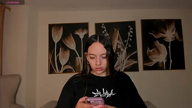 BellaRose X online show from 27, 3, 2026