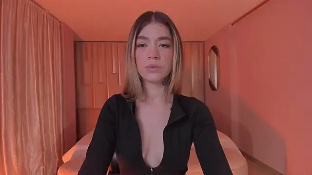 ViolettHansson online show from 1, 4, 2026