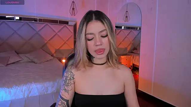 ViolettHansson online show from 16, 1, 2026