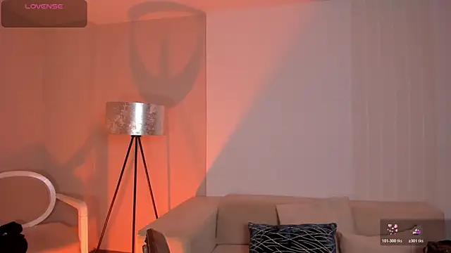 ViolettHansson online show from 4, 4, 2026