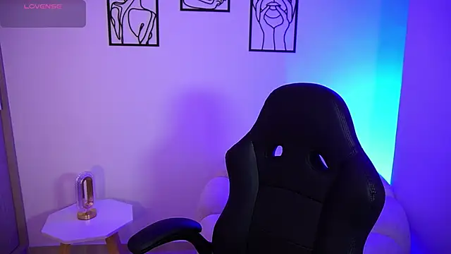 AliceHarper  online show from 10, 7, 2026