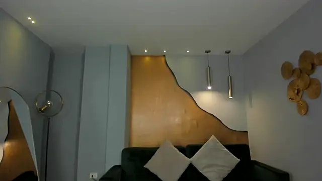 AliceHarper  online show from 17, 10, 2025