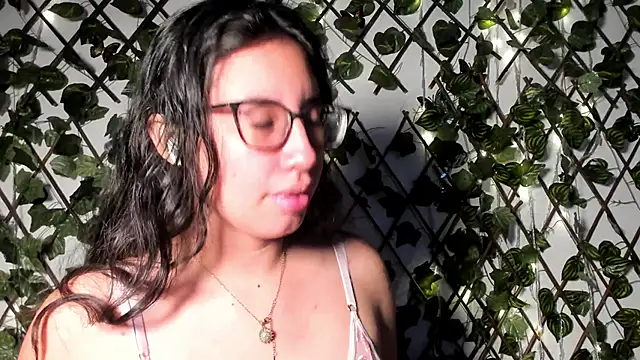 CoralineSanchez online show from 8, 11, 2025