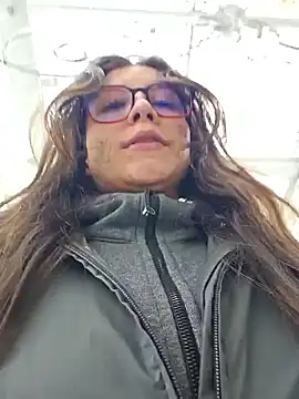 Snapshot of mmmVirginia chatting on 28, 11, 2025 mmmVirginia online show from 28, 11, 2025