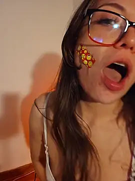 Snapshot of mmmVirginia chatting on 23, 10, 2025 mmmVirginia online show from 23, 10, 2025