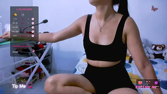 Snapshot of Alyson0001 chatting on 18, 11, 2025 Alyson0001 online show from 18, 11, 2025