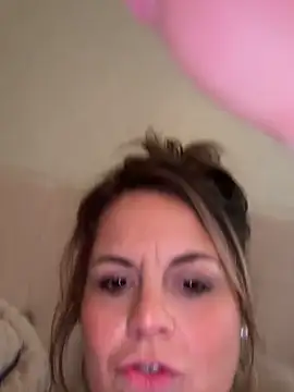 misssWet online show from 8, 3, 2026