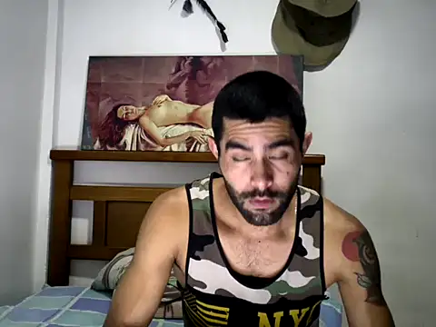 Snapshot of hideonbush051 chatting on 13, 10, 2025 hideonbush051 online show from 13, 10, 2025