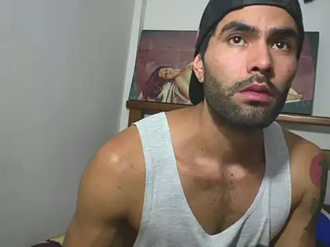 Snapshot of hideonbush051 chatting on 13, 11, 2025 hideonbush051 online show from 13, 11, 2025