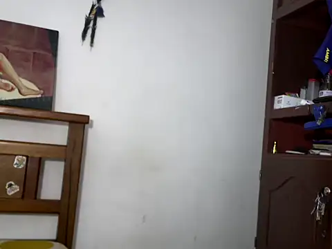 hideonbush051 online show from 16, 4, 2026