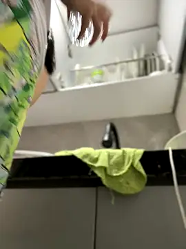 Salome golvert online show from 9, 10, 2025