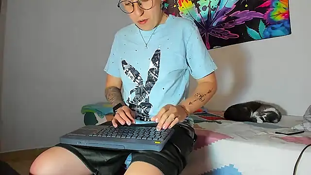 Sexyboy 666 online show from 22, 12, 2025