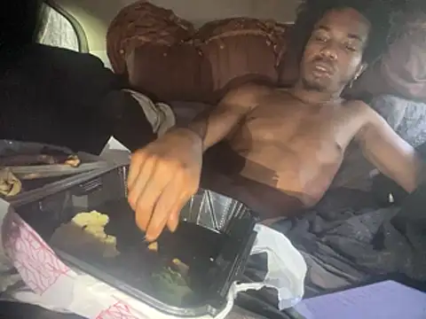 SlimeCrownzOut5 online show from 5, 4, 2026