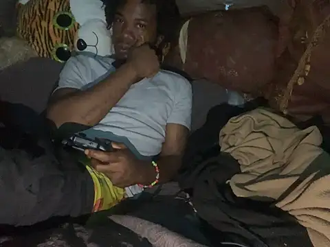 SlimeCrownzOut5 online show from 13, 11, 2025