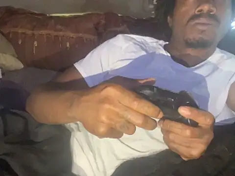 SlimeCrownzOut5 online show from 18, 3, 2026