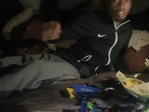 SlimeCrownzOut5 online show from 13, 2, 2026