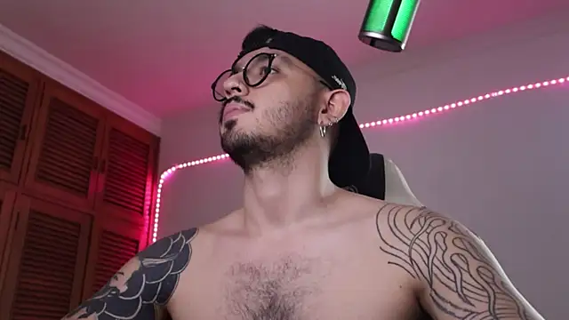 Gray Owen online show from 29, 12, 2024