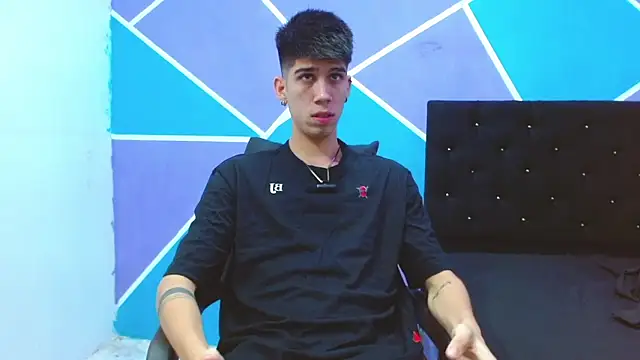jhony-sex online show from 4, 12, 2024
