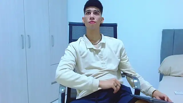 jhony-sex online show from 15, 10, 2025