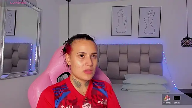 Snapshot of Susan-Sweet-7 chatting on 1, 12, 2025 Susan-Sweet-7 online show from 1, 12, 2025