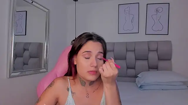 Snapshot of Susan-Sweet-7 chatting on 6, 11, 2025 Susan-Sweet-7 online show from 6, 11, 2025