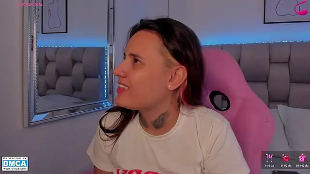 Susan-Sweet-7 online show from 4, 3, 2026